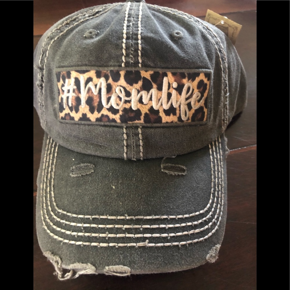 KBETHOS “Momlife” Baseball Hat NWT